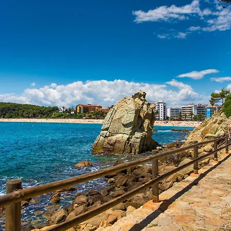 Apartment Vivalidays Carmen - Fenals -